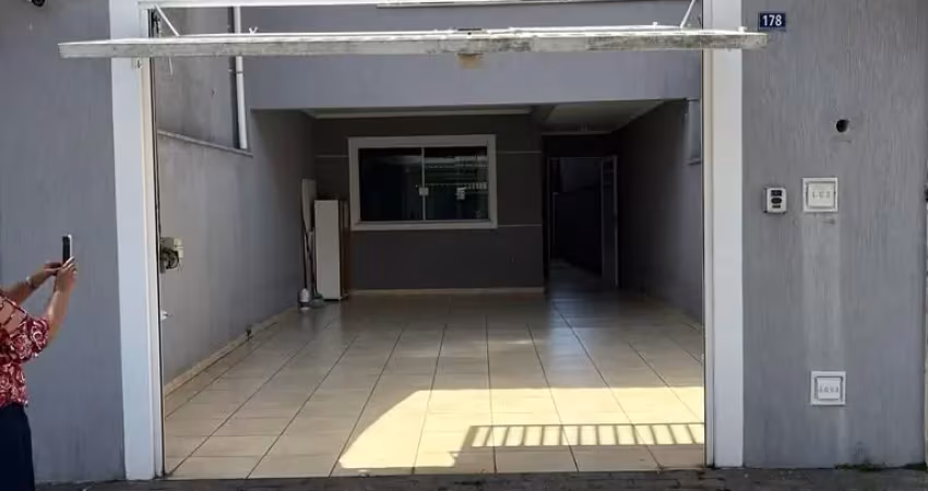 Casa com 2 quartos à venda no Jardim City, Guarulhos 