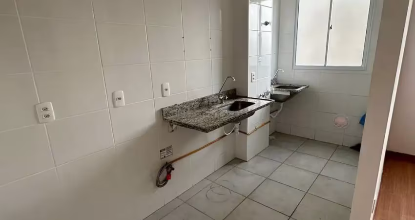 Alugo apartamento sem sacada no condomínio chapada das rosas