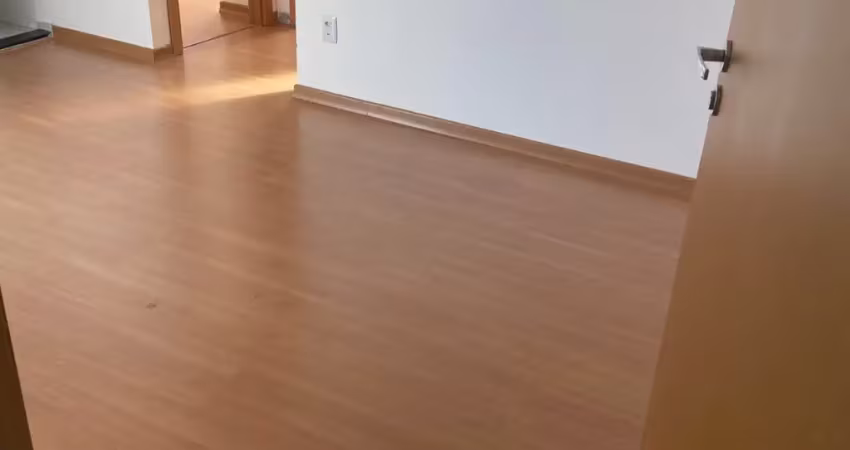 Vendo apartamento com planejados no condomínio chapada das borboletas