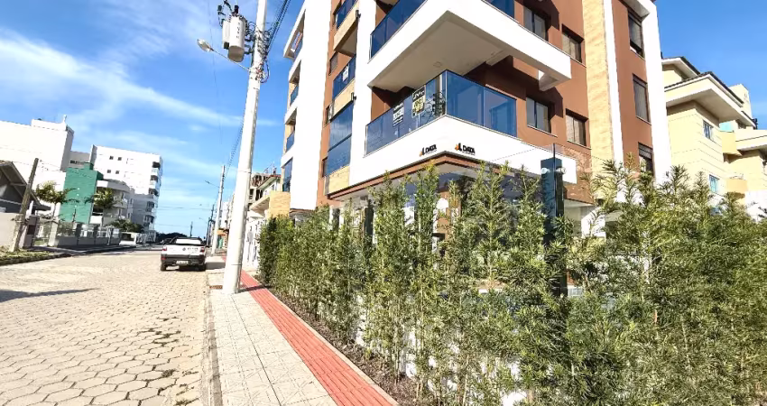 Vista mar e à apenas 80 metros da praia! apartamento 2 quartos sendo 1 suíte com sacada gourmet