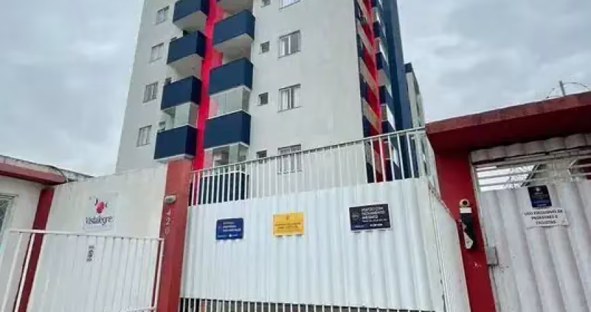 Apartamento semi mobiliado, sol da manhã, otima ventilação, sacada com churasqueira e reiki