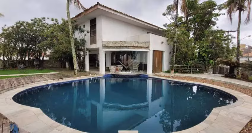Casa alto padrão de frente p/ mar na praia da enseada guarujá sp.