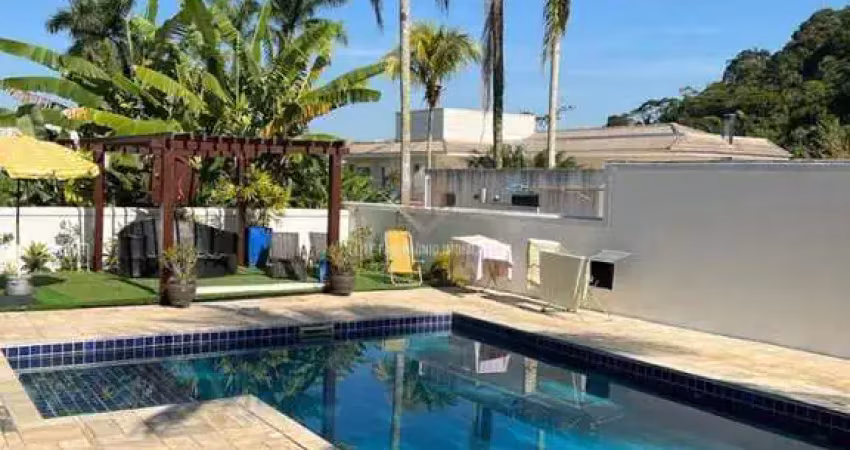Casa em condomínio fechado praia da enseada guarujá sp.