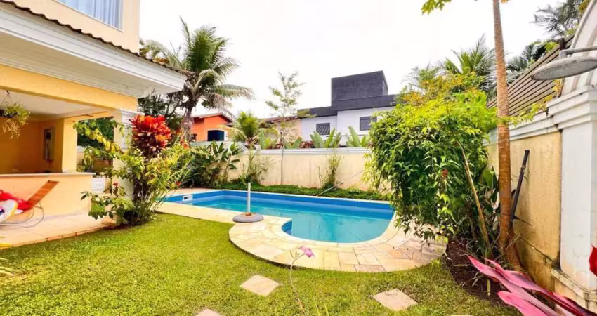 Casa em condomínio fechado na praia de pernambuco guarujá sp.