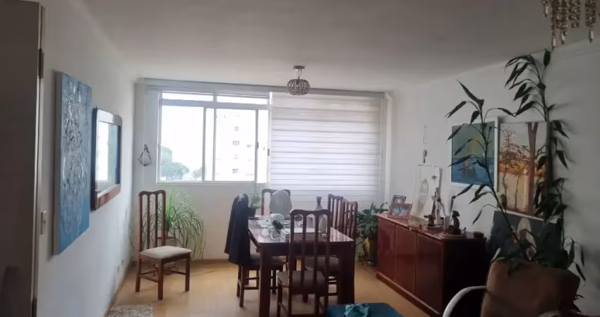 Apartamento com 3 quartos, sala ampla, uma vaga de garagem  no tatuapé