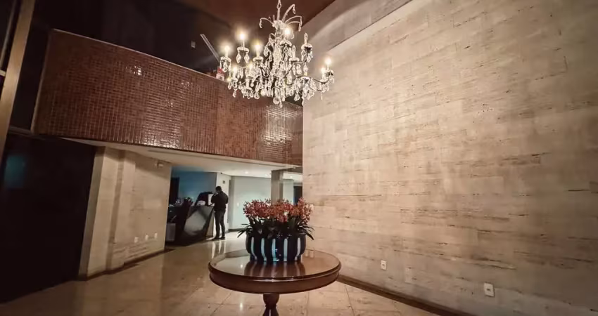 Amplo imóvel no centro com 4 suítes e lazer completo