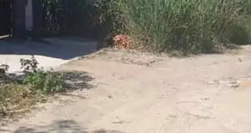 Terreno à venda no Vilatur, Saquarema 