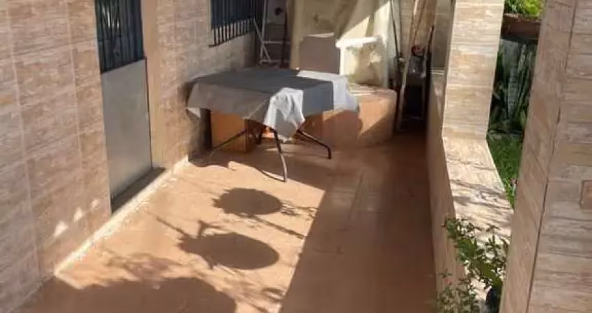 Casa para venda em araruama, parque mataruna, 2 dormitórios, 2 banheiros, 1 vaga