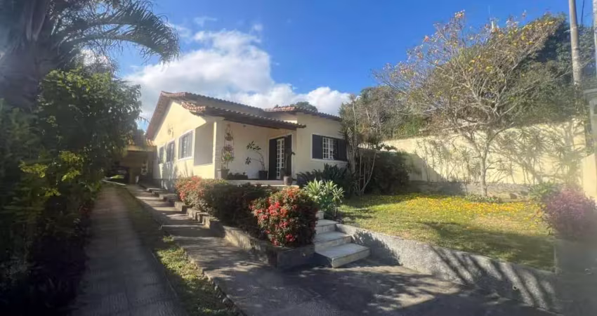 Casa à venda na Praia do Hospício, Araruama 