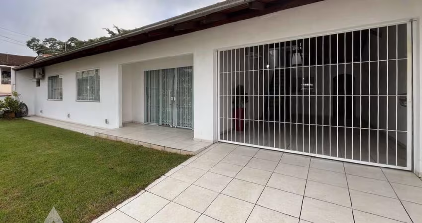 Casa com 5 quartos para alugar no Salto do Norte, Blumenau 