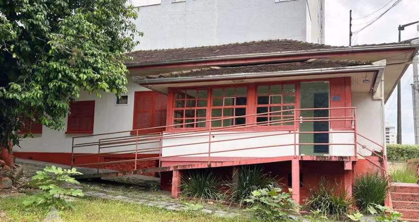 Casa comercial com 9 salas para alugar na Vila Nova, Blumenau 