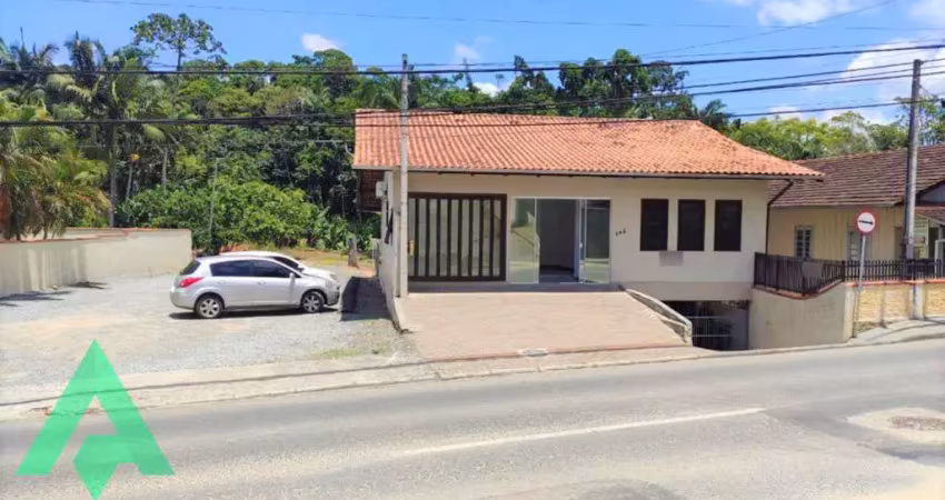 Casa com 6 quartos à venda no Itoupava Norte, Blumenau 