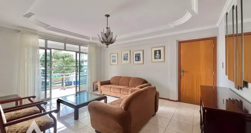 Apartamento com 4 quartos para alugar na Vila Nova, Blumenau 
