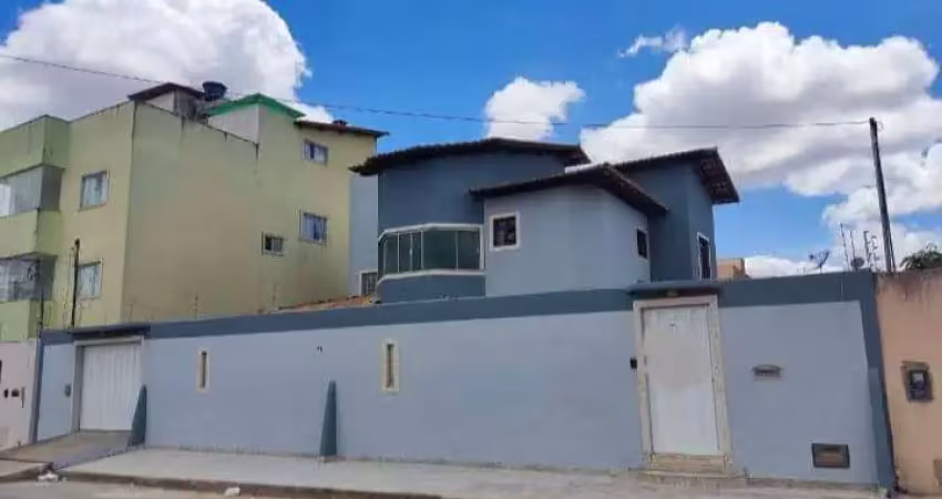 Casa com 4 quartos à venda na Rua José Firmo Dias, 41, Felícia, Vitória da Conquista
