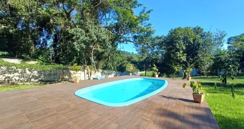 Chácara com piscina e área gourmet à venda em itanhaém, litoral sul de são paulo