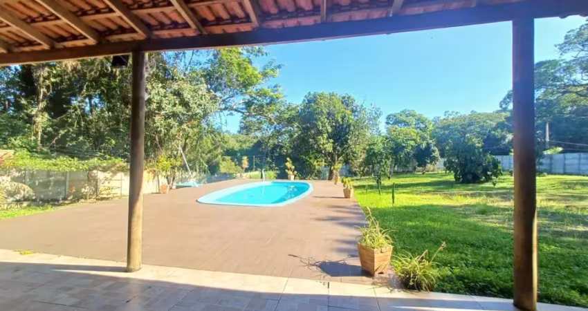Chácara com piscina e área gourmet à venda em itanhaém, litoral sul de são paulo