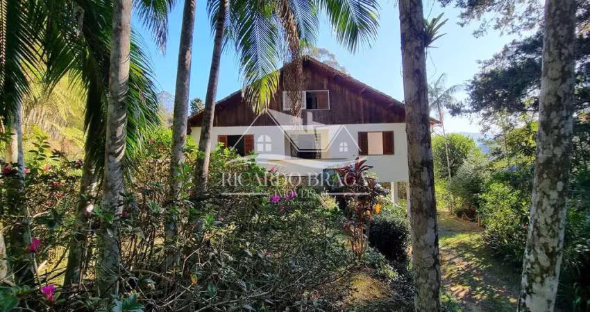 Ótima oportunidade casa 4 quartos no início da estrada mury-lumiar.