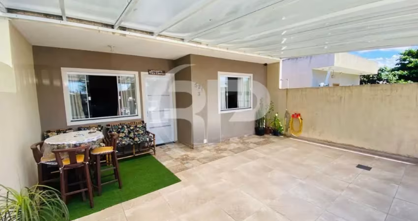 Casa de frente para a rua  no balneário gaivotas- conforto e localização privilegiada