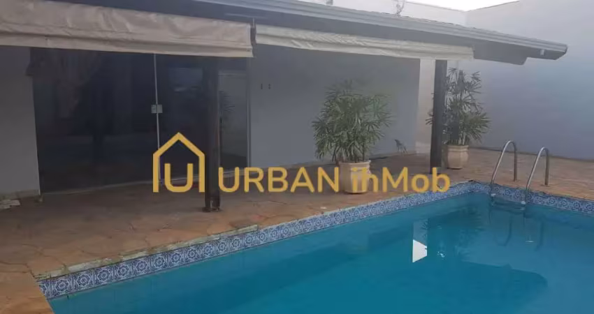 Casa com 3 quartos à venda na Rua Equador, 8, Jardim Terra Branca, Bauru
