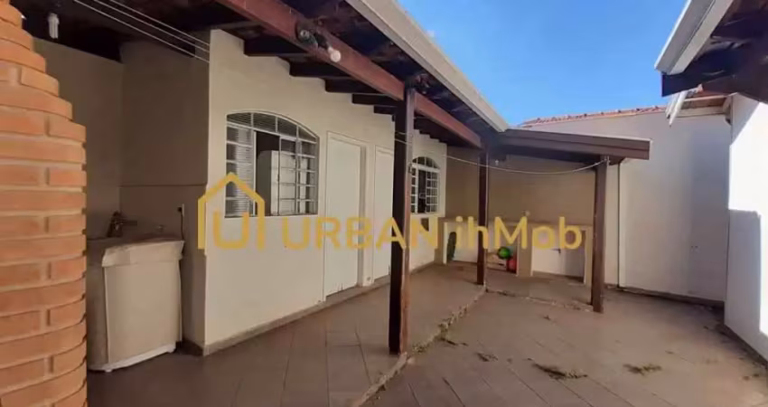 Casa com 3 quartos à venda na Avenida Castelo Branco, Vila Independência, Bauru