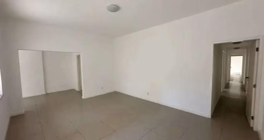 Apartamento à venda em copacabana, rio de janeiro-rj: 3 quartos, 1 suíte, 1 sala, 2 banheiros, 130m² de área