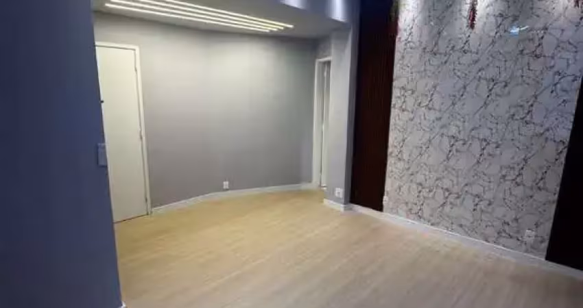 Apartamento à venda no coração do flamengo, rio de janeiro - 2 quartos, 1 sala, 2 banheiros, 1 vaga de garagem, 70m² de área.
