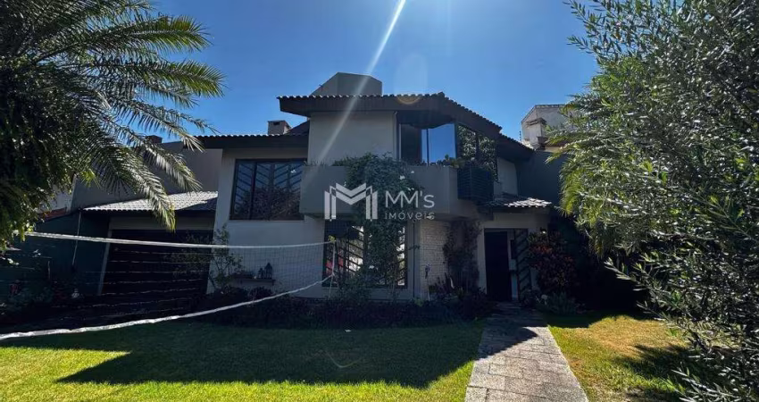 Sobrado à venda em Cascavel, Centro, com 2 quartos, com 226.34 m²