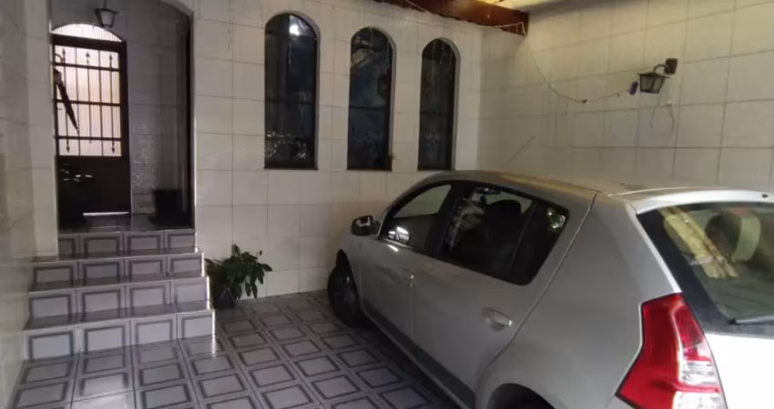 Sobrado localizado na principal rua do jardim las vegas!