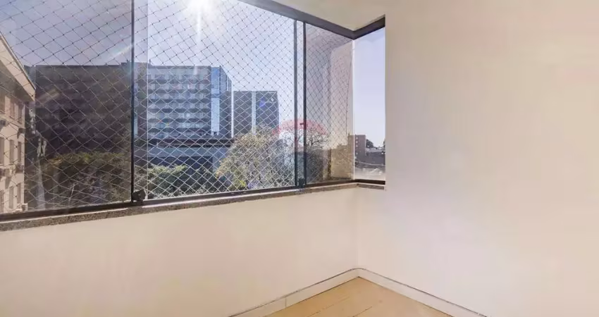 Apartamento 2 quartos, com infra completa, sacada, 1 vaga escriturada.