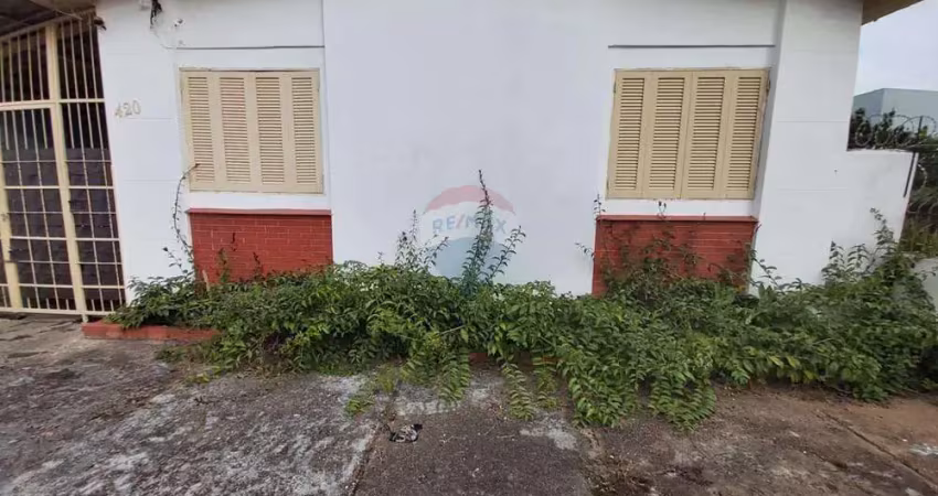 Casa de 2 dormitórios no bairro teresópolis. construída em um terreno de 1234m².