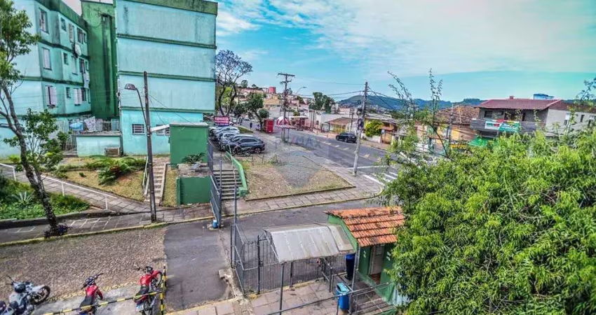 Amplo apartamento de 3 dormitórios com garagem coberta
