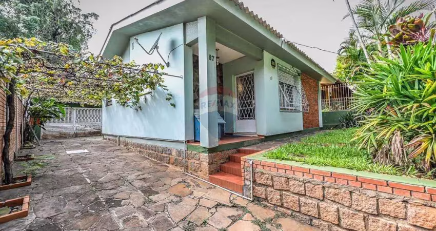 Casa em condomínio fechado com 3 quartos à venda na Acesso das Tulipas, 87, Santa Tereza, Porto Alegre