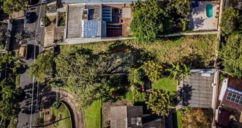 Terreno à venda na Rua João Paetzel, 317, Chácara das Pedras, Porto Alegre