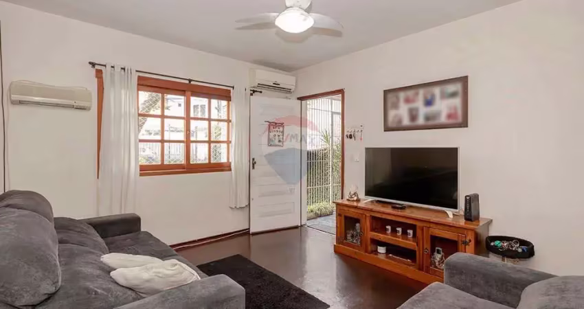 Casa com 3 quartos à venda na Rua Ernesto Pellanda, 78, Vila Jardim, Porto Alegre