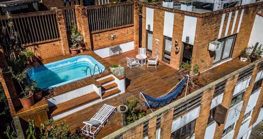Cobertura estilo casa com 234m² no bairro cristal - vista perene para o rio guaiba!
