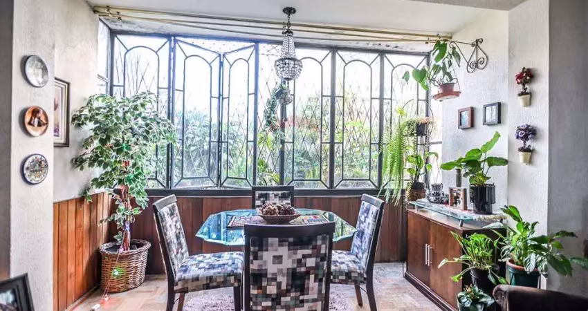 Apartamento com 3 quartos à venda na Rua Ramiro Barcelos, 953, Independência, Porto Alegre