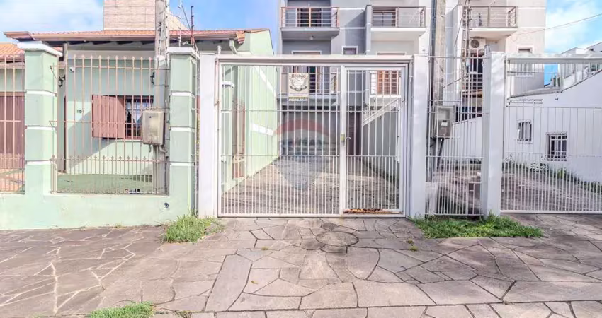 Casa com 3 quartos à venda na Rua Hugo Nelson Magalhães, 141, Rubem Berta, Porto Alegre