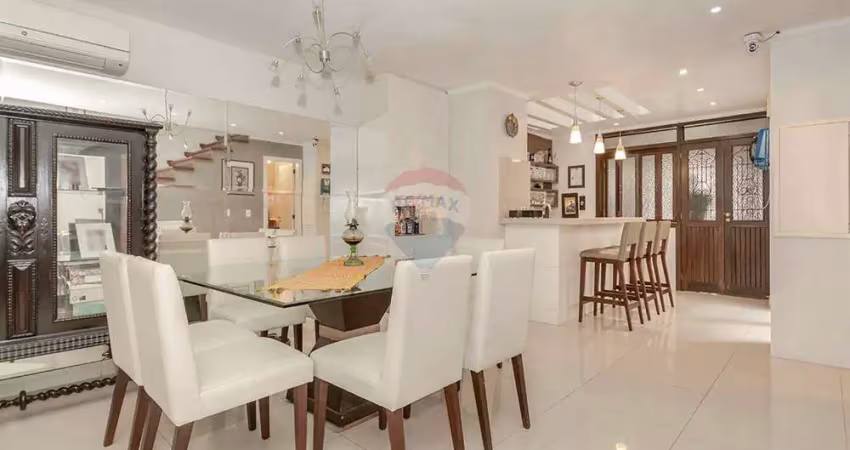 Casa com 3 quartos à venda na Rua Cananéia, 340, Chácara das Pedras, Porto Alegre
