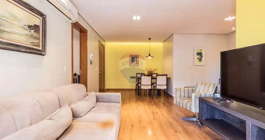 Um verdadeiro refúgio urbano à venda - apartamento no menino deus -mobiliado - 3 dormitórios/suíte -92 metros - 1 vaga -infraestrutura: r$ 899.000.00