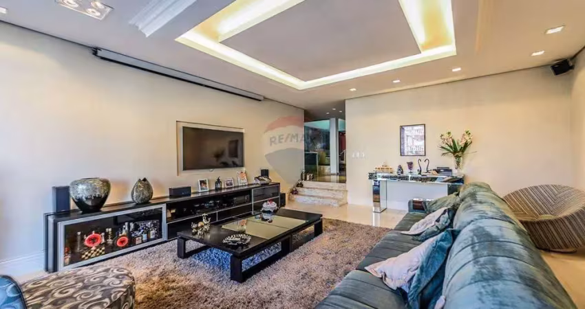 Casa com 714 m² em  rua tranquila e segura no bairro menino deus!