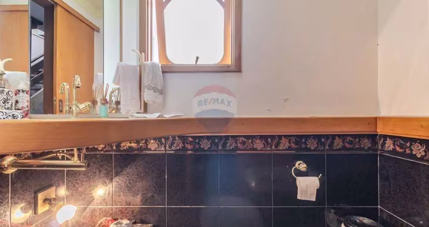 Casa em sobrado de 3 dormitórios com suite  na chácara das pedras,
