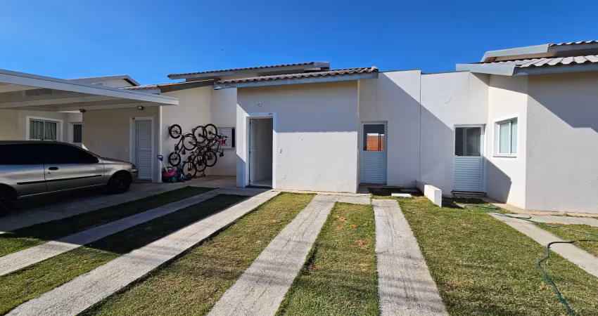 Casa térrea em condomínio fechado, 2 quartos com 1 suite em sorocaba