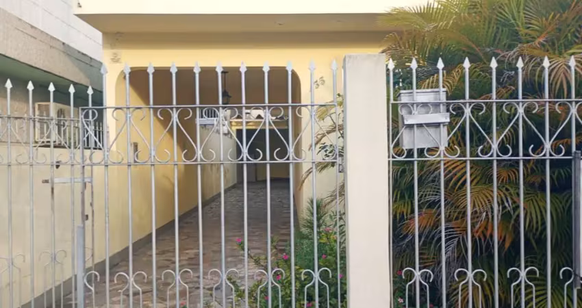 Casa com 3 dormitórios em serraria próximo ao hotel golden