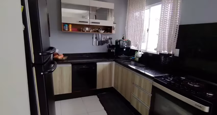Casa a venda em serraria na rua alda ribas da luz, excelente imóvel