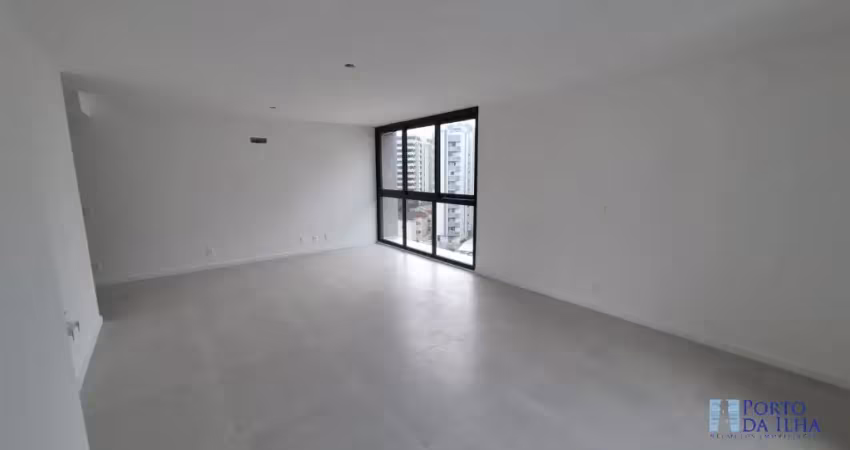 Studio à venda na avenida othon gama d'eça, 624, centro, florianópolis