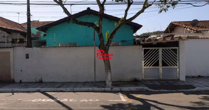Casa c/ 2 dormitórios e 1 suíte p/ alugar no boqueirão em praia grande-sp