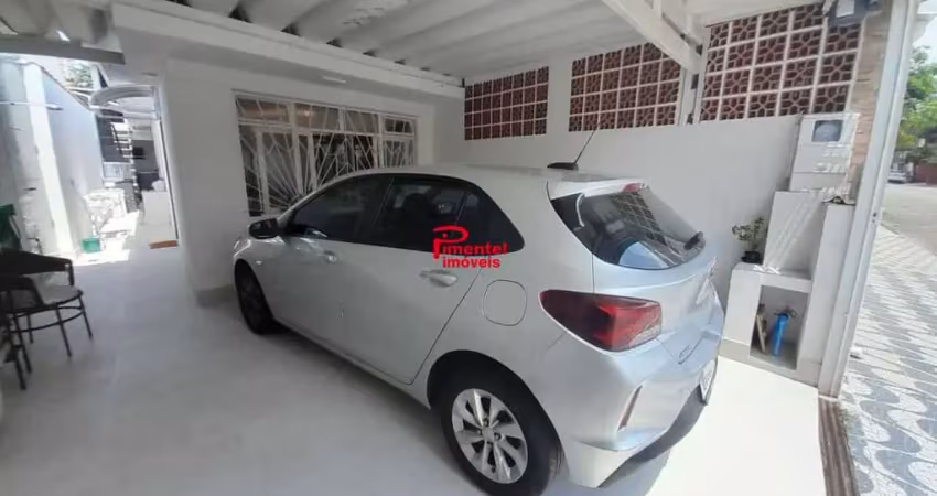 Casa geminada c/ 2 dormitórios sendo 2 suítes p/venda na guilhermina em praia grande-sp
