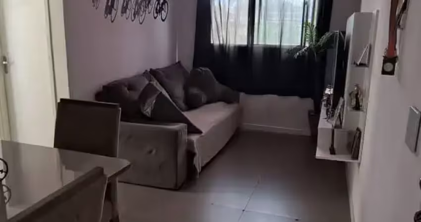 Vendo lindo apartamento segundo andar, sol da manhã, vista livre condomínio splash residence club