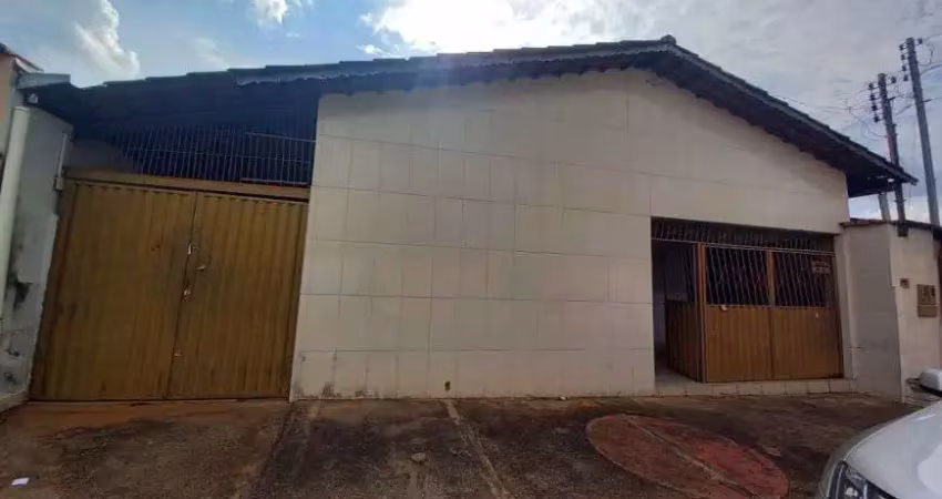 Casa de 2 quartos sendo 2 suites - jardim nova esperança