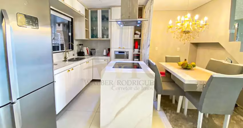 Casa duplex em colina de laranjeiras – 3 quartos, 2 suítes, quintal e 2 vagas